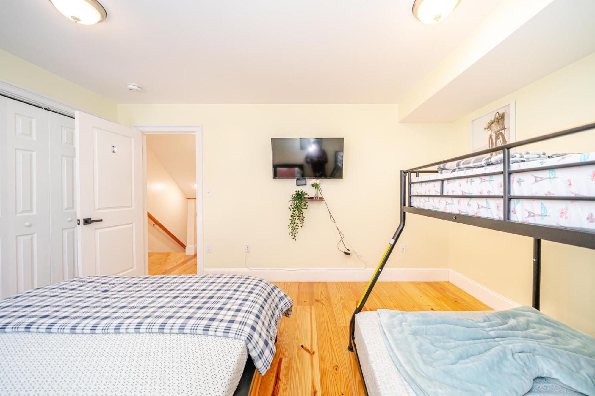 41 - 3Br Quincy - Lovely Townhouse Near Parish Ngoại thất bức ảnh